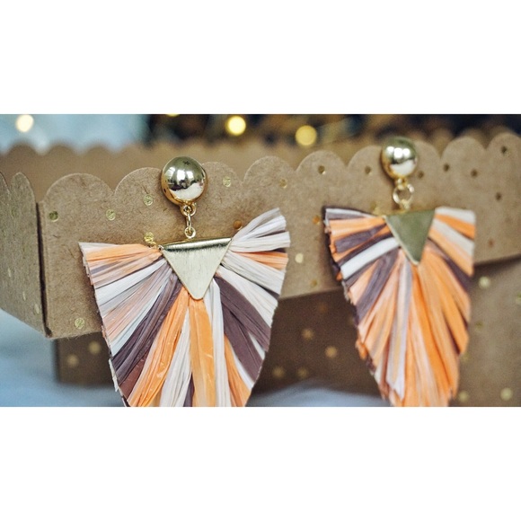 NEW! Geometric Raffia Tassel Stud Post Earrings - Picture 7 of 10